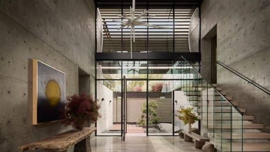 斥资2500万!东契奇购入豪宅 卖家是莎拉波娃