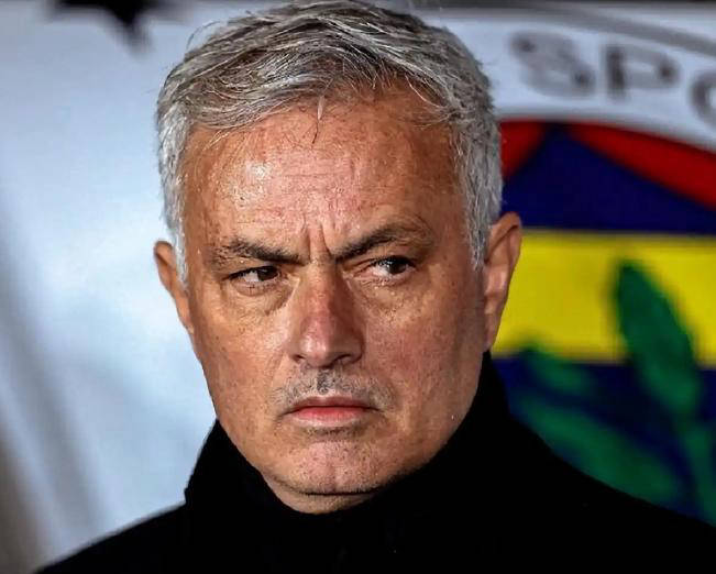 恭喜穆里尼奥!重返老东家,本菲卡执教,力争三冠王之路,复仇曼联!