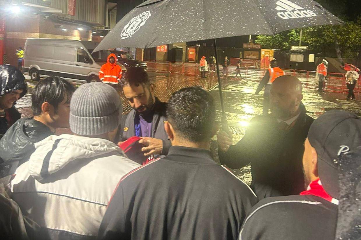 曝曼联拒绝阿莫林下课原因,换帅恐需4000万!英超混乱有助阿莫林逆袭