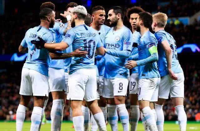 欧冠焦点大战:曼城vs那不勒斯,蓝月亮力争开门红,首发出炉