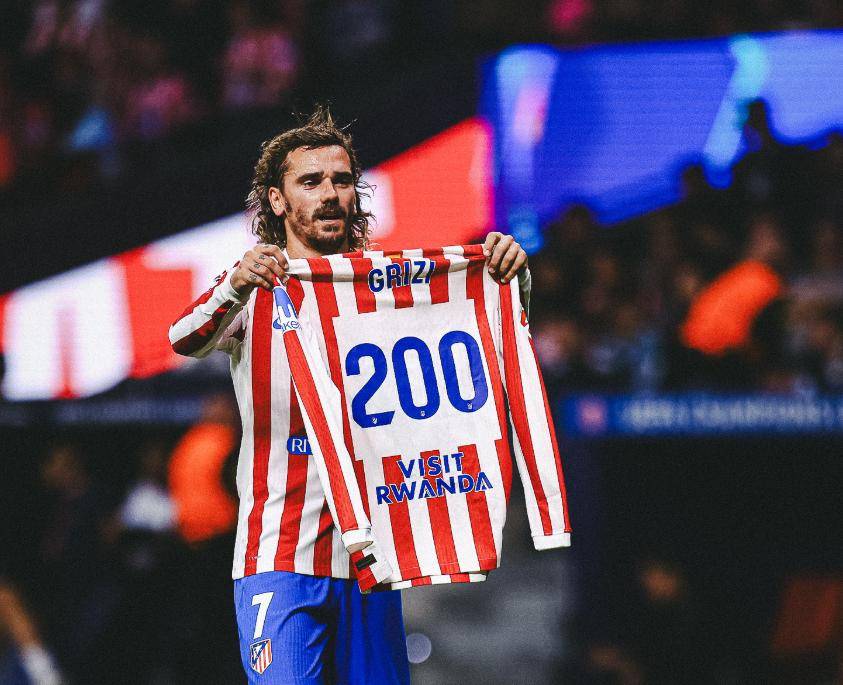 阿尔瓦雷斯,神了!一周3赛独造8球,6球2助攻率队3连胜!风头不输姆巴佩